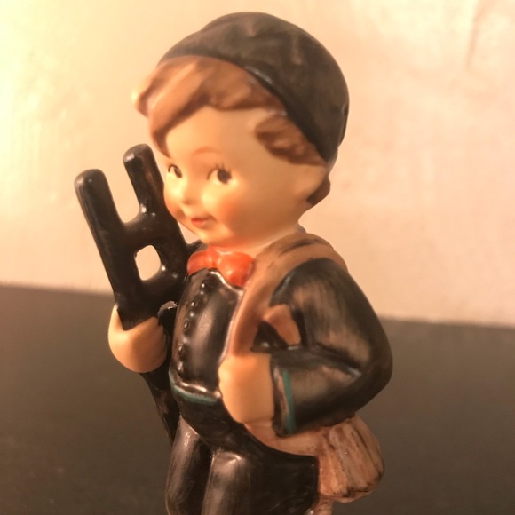 Goebel Hummel Chimney Sweeper - Picture 3 of 8